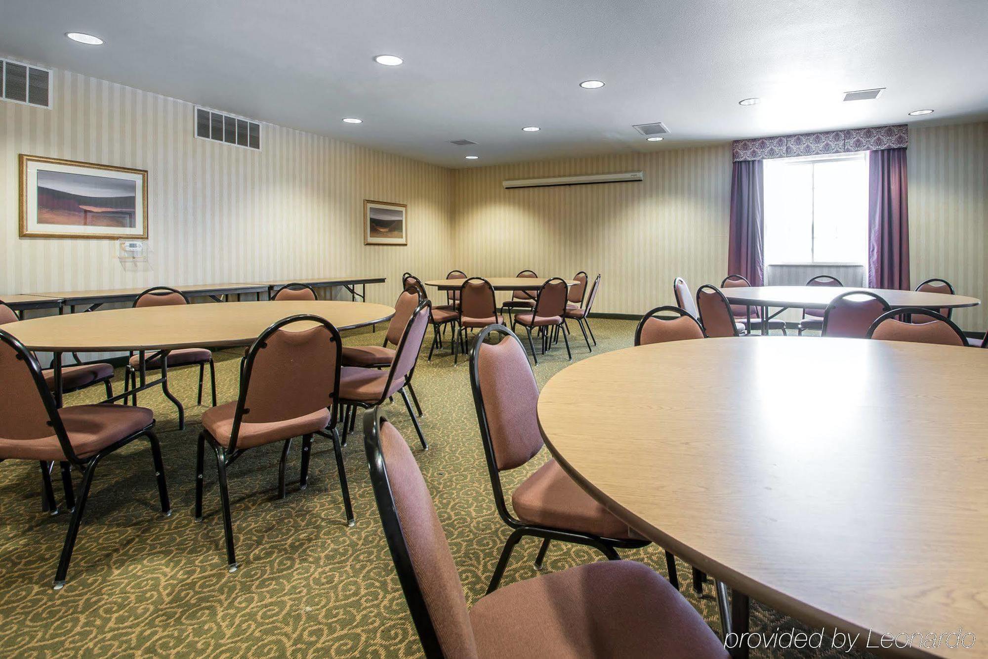 Cobblestone Suites - Ripon Экстерьер фото