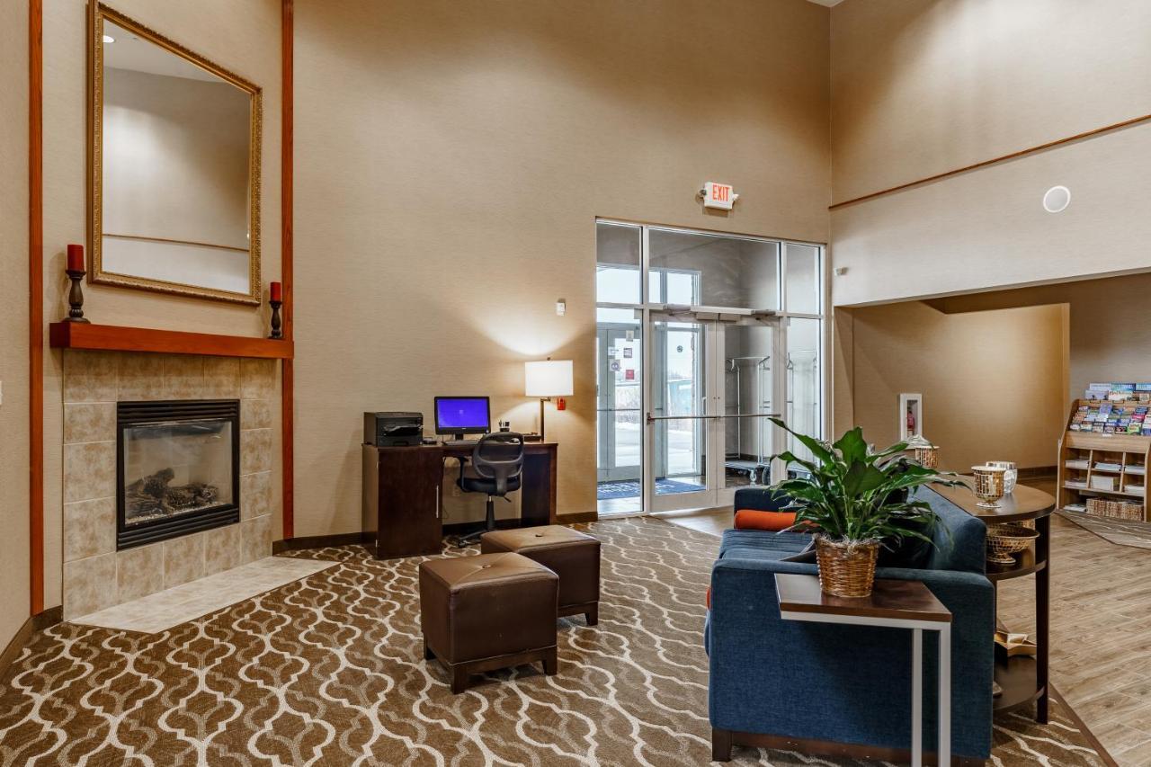 Cobblestone Suites - Ripon Экстерьер фото